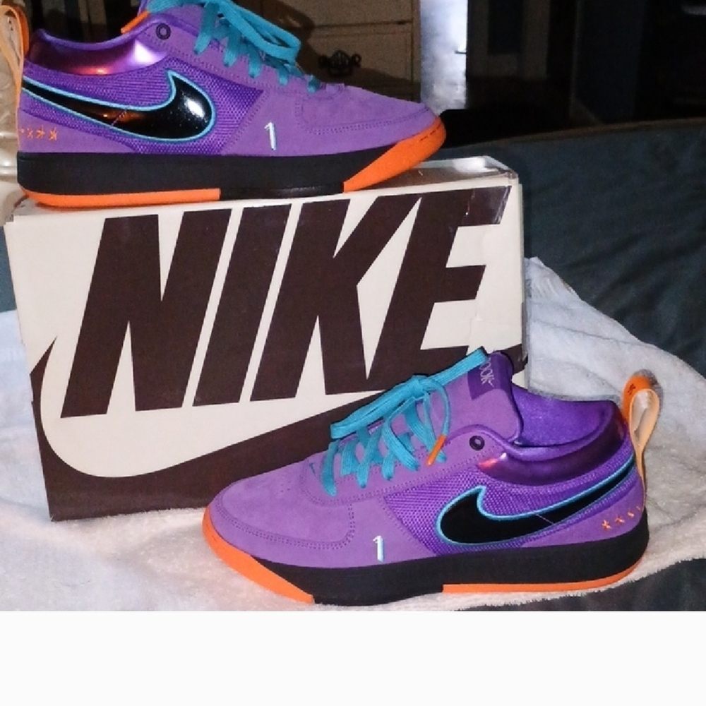 SOLD!Devin Booker Limited Edition Chapter One Nike Wild Berry and White Sneakers